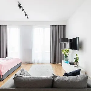  Апартаменты Slawinska 6 With Balcony By Renters Польша